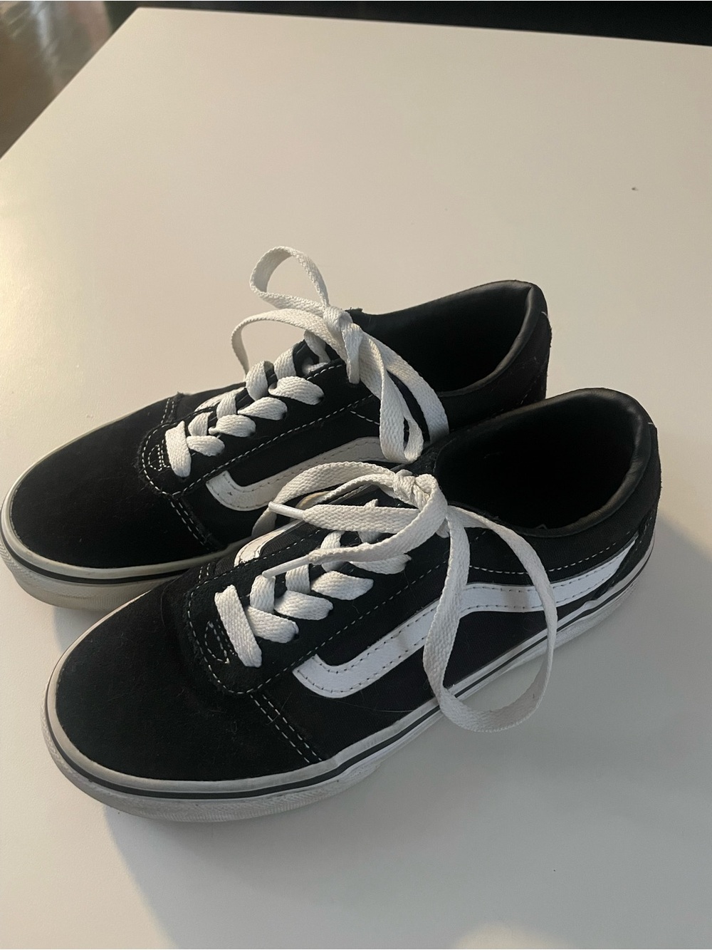 Vans Black and White Low-Top Skate Shoes - youth size 2
